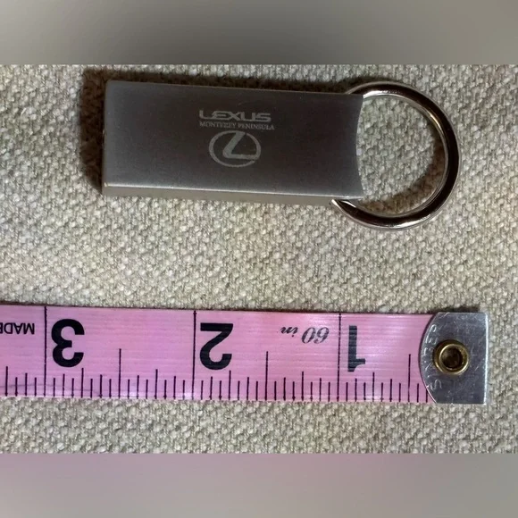 Lexus Silver Key Holder - Picture 7 of 13